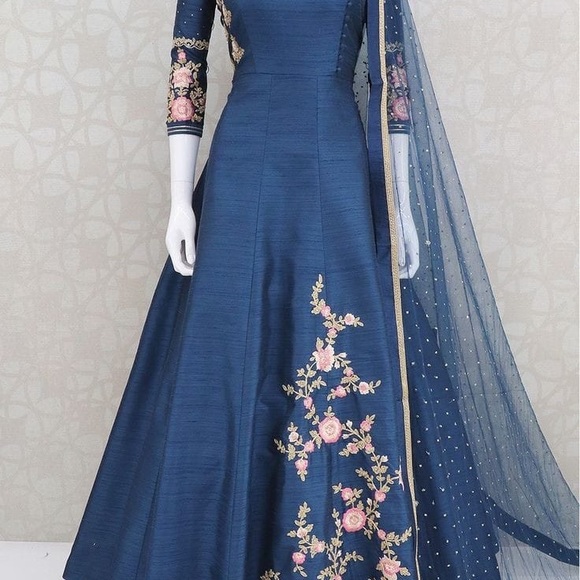 Meet your Posher, Susan - Picture 1 of 1